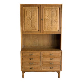 Vintage Danish Oak Hutch Cabinet in Style of Henning Kjærnulf Scandinavian Display Cabinet For Sale