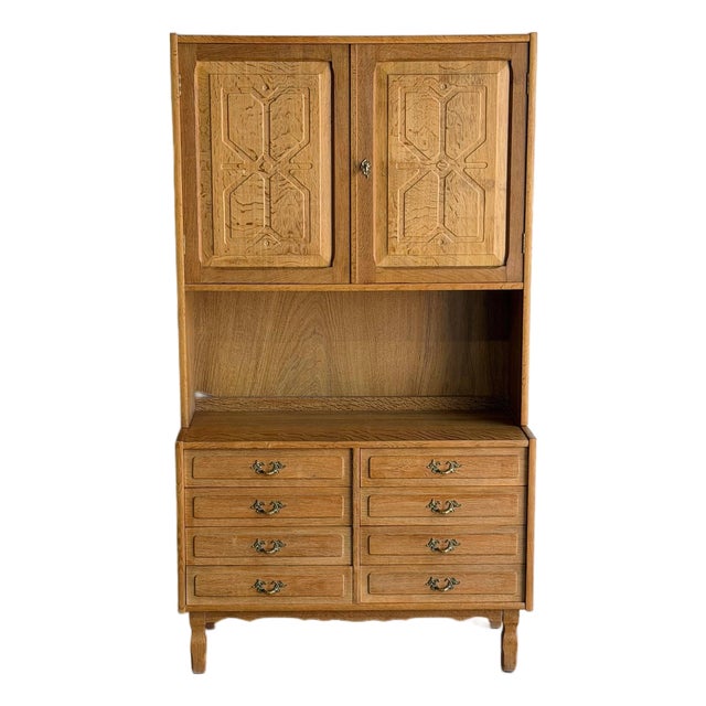 Vintage Danish Oak Hutch Cabinet in Style of Henning Kjærnulf Scandinavian Display Cabinet For Sale