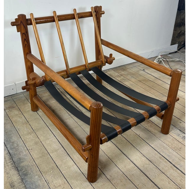 Ivory Vintage Lounge Chair in Pine and Ecru Bouclé Fabric, 1970s For Sale - Image 8 of 12
