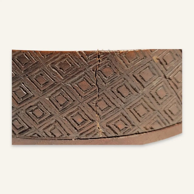 Vintage Japanese Gourd-Shaped Flat Box For Sale - Image 9 of 11