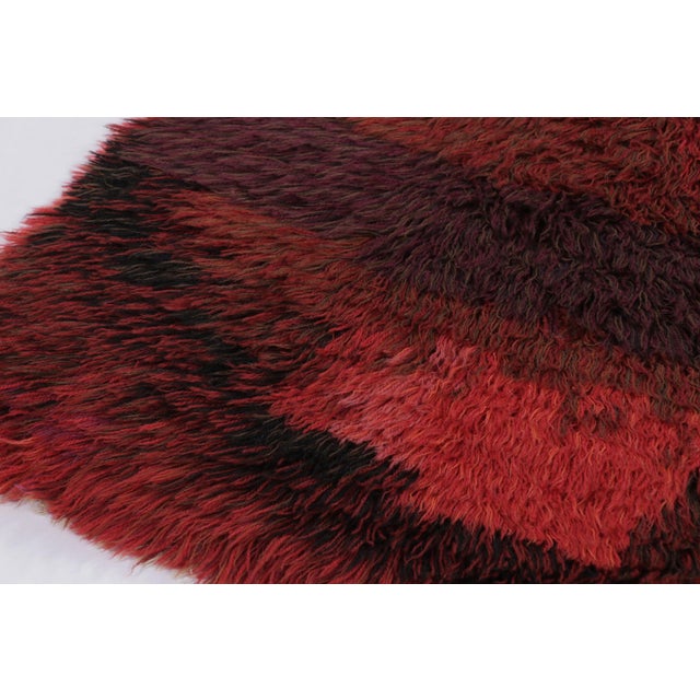 Mid-Century Modern Vintage Swedish Rya Rug With Crimson and Black Abstract Pattern - Rug & Kilim For Sale - Image 3 of 9