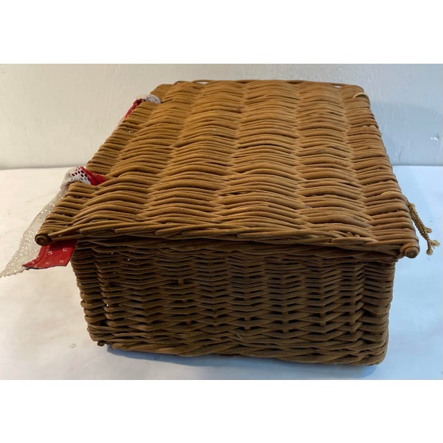 Mid 20th Century Vintage Wicker Basket With Hinged Lid For Sale - Image 5 of 8