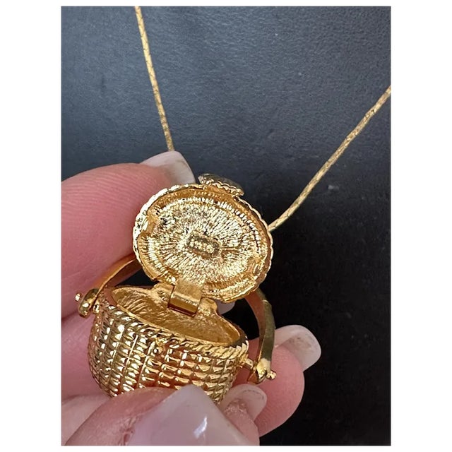 Gold Gold Tone Nantucket Basket Pendant For Sale - Image 8 of 12