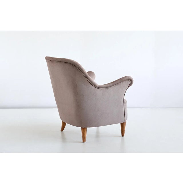 Swedish Taupe Velvet and Elm Armchair by Elsa Gullberg, 1930s For Sale - Image 9 of 12