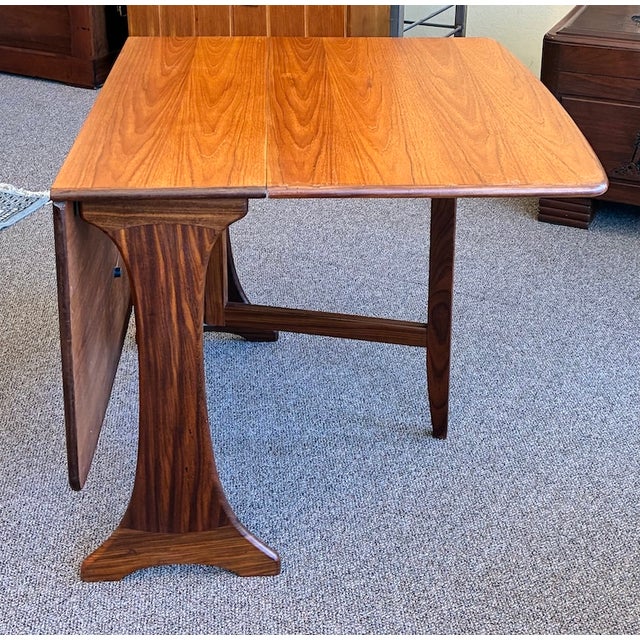 Brown Classic Space-Saving Mid Century Modern Teak Drop Leaf Dining Table c.1960 For Sale - Image 8 of 11