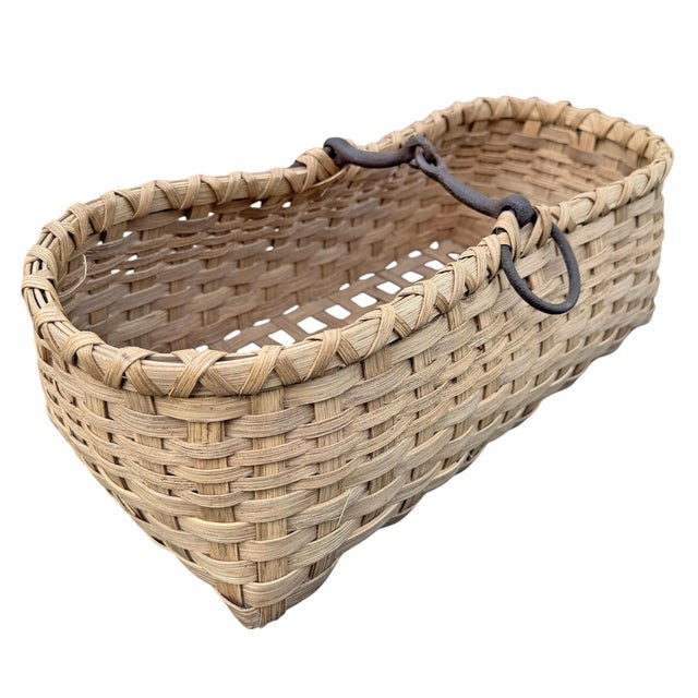 Farmhouse Hand-Woven Oak Splint Basket With Horse Bit Handle by Elizabeth Worley For Sale - Image 3 of 13