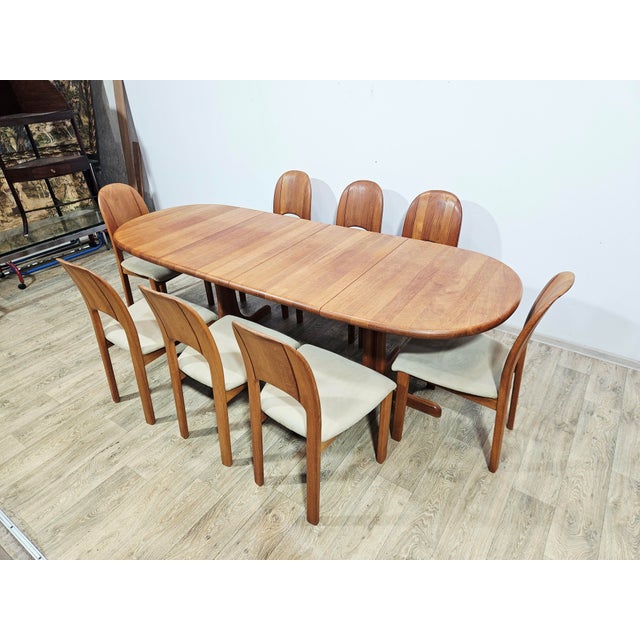 Danish Teak Extending Table +and Chairs from Möbelfabrik Holstebro, 1970s, Set of 9 For Sale - Image 4 of 18