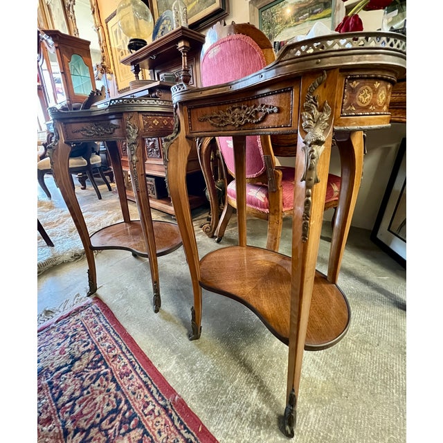 Italian Set of 2 Antique Italian Inlaid Kidney-Shaped Side Tables For Sale - Image 3 of 8
