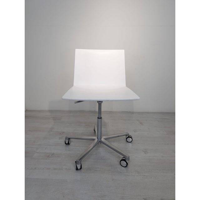 Italian White Swivel Chairs Arper from the Catifa Series For Sale - Image 3 of 18