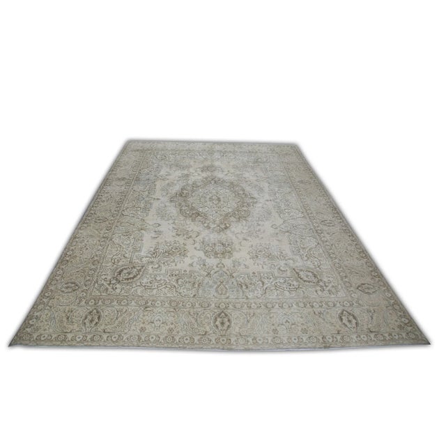 1960s Brown Vintage Turkish Rug 9'7" X 13'1" For Sale In Houston - Image 6 of 7