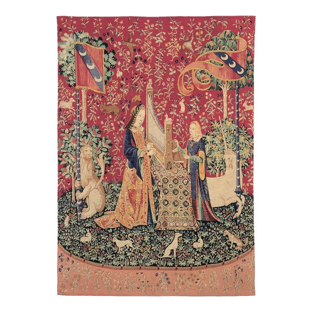 La Dame a La Licorne 'L'Ouie' Silkscreen Tapestry - 205 X 145 Cm (6'9" X 4'9") - Requires Rod Size 4 For Sale