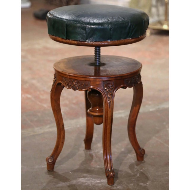 Brown 19th Century French Louis XV Walnut Adjustable Piano Stool For Sale - Image 8 of 12