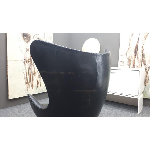 Black Egg Chair by Arne Jacobsen, 1963s For Sale - Image 8 of 16