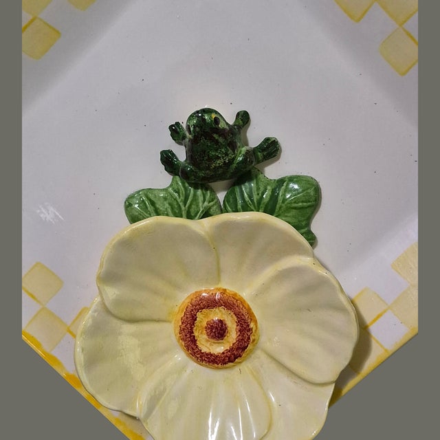 Late 20th Century Vintage "Cali "Ceramic Lotus Flower Lily Pod 3DFrog Chip & Dip Platter For Sale - Image 5 of 9