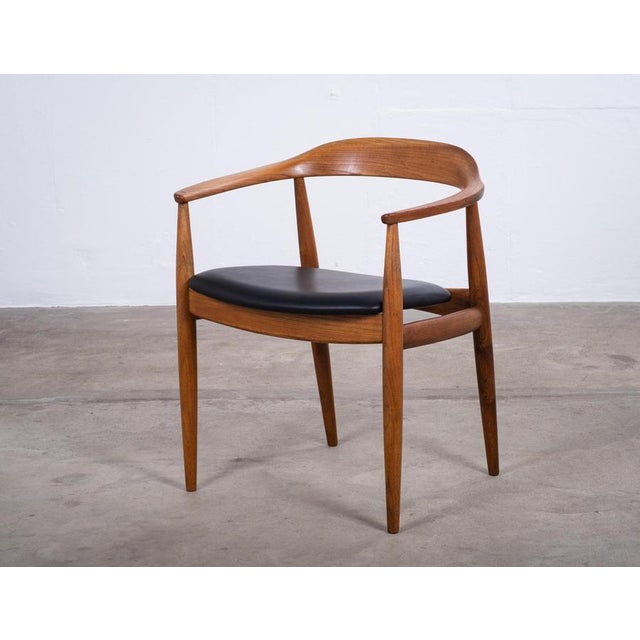 1950s Armchairs in Elm attributed to Illum Wikkelsø for Niels Eilersen, 1950s, Set of 2 For Sale - Image 5 of 12