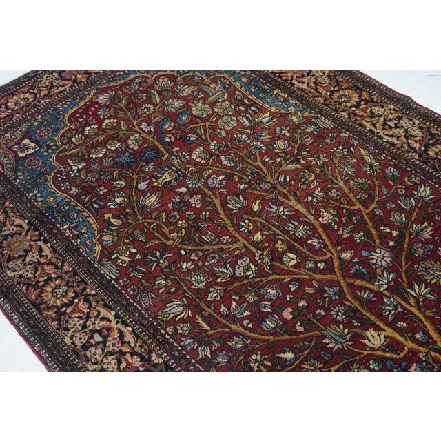 Antique Isfahan Rug 4'7'' x 7'1'' For Sale In New York - Image 6 of 8
