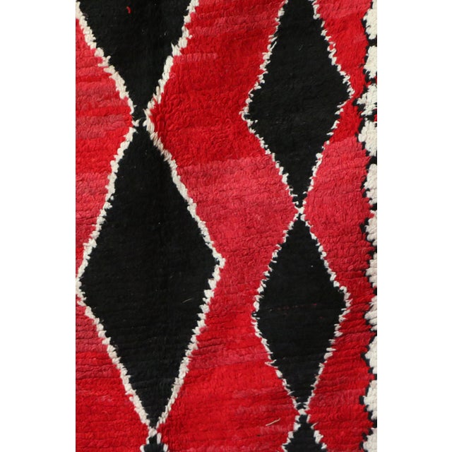 Mid-Century Modern Red Vintage Moroccan Rug For Sale - Image 3 of 9