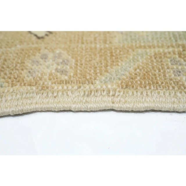 Turkish Rug 3'11'' X 6'8'' For Sale In New York - Image 6 of 12