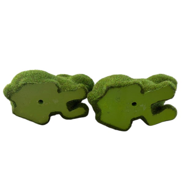 Sculpture Materials Vintage Green Moss Decorative Bunnies, a Pair For Sale - Image 7 of 7