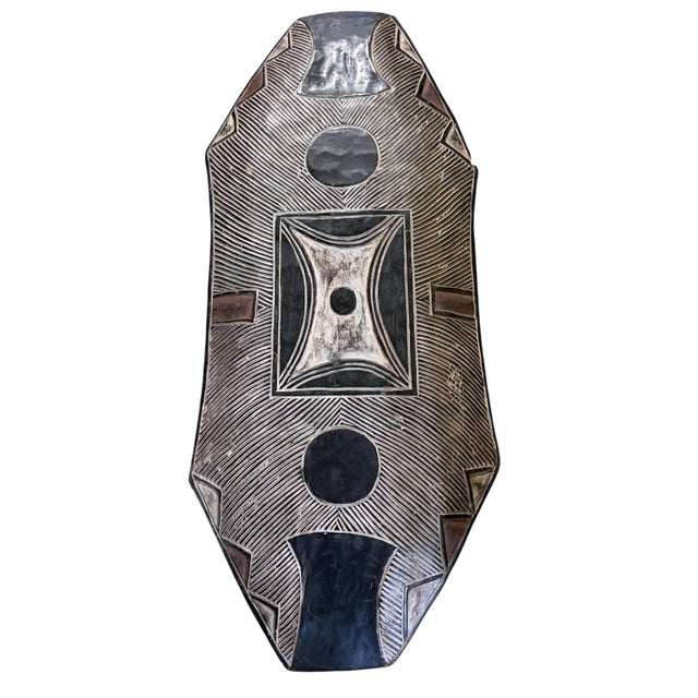Large Vintage African Bamileke Tribe Shield Cameroon 41" H For Sale - Image 4 of 9