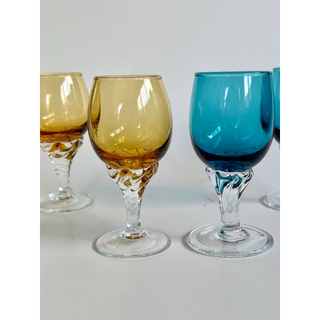 Mid-Century Modern Vintage Empoli Italy Twisted Stem Cordial Glasses – Peacock Blue & Amber - Set of 4 For Sale - Image 3 of 5