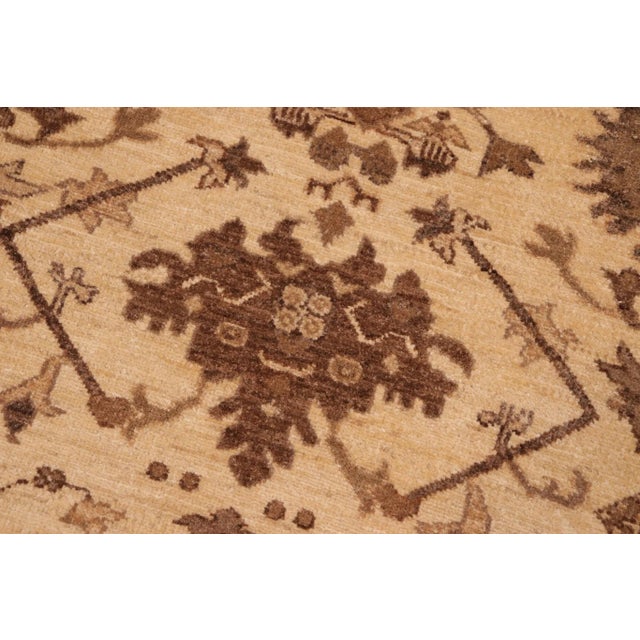 Shabby Chic Ziegler Mario Ivory Tan Hand-Knotted Wool Rug - 8'4'' X 10'2'' For Sale In New York - Image 6 of 8