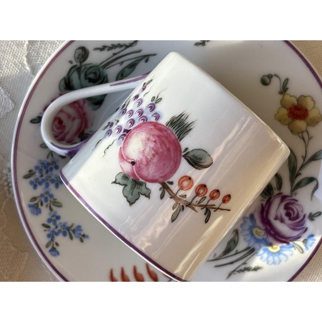 Coffee Cups and Saucers from Mennecy‑Villeroy, Set of 18 For Sale - Image 4 of 18