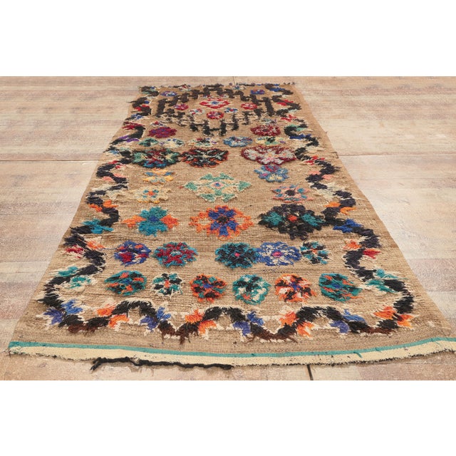 Vintage Boujad Moroccan Rug, 03'05 X 08'05 For Sale - Image 9 of 10