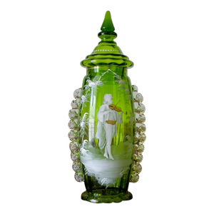 Mary Gregory Victorian Emerald Green Glass Lidded Jar – Ribbed Optic With Applied Rigaree Decoration, 1890s