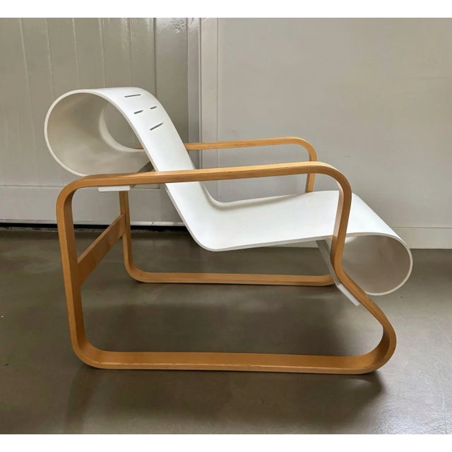 Mid-Century Modern Paimio No. 41 Lounge Chair by Alvar Aalto for Artek, 1980s For Sale - Image 3 of 13