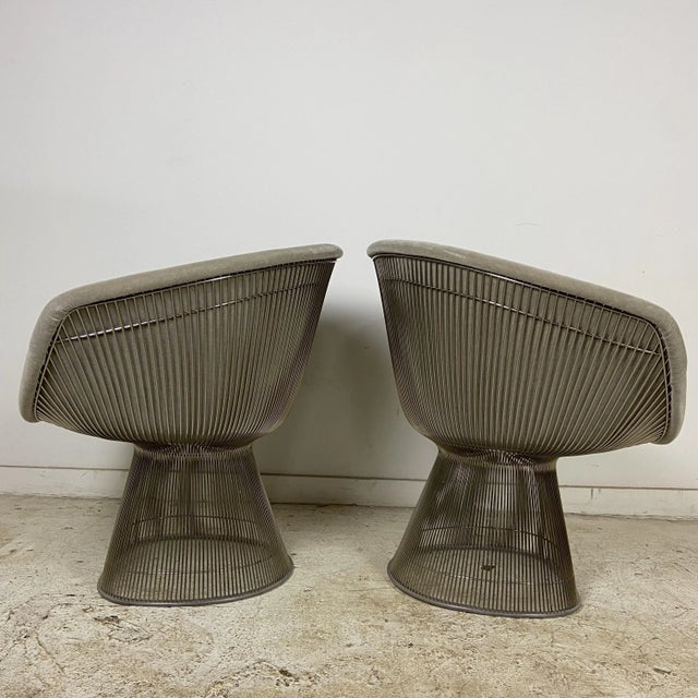 Mid-Century Modern Knoll Platner Mohair Lounge Chairs - Set of 2 For Sale - Image 3 of 10