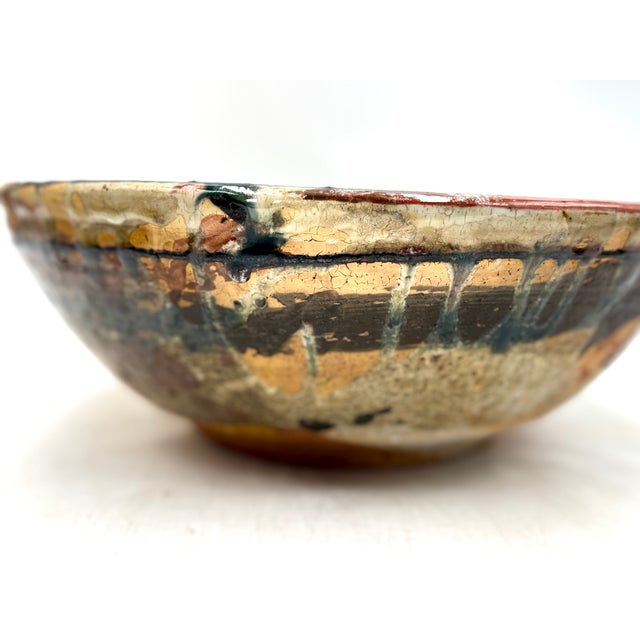 Large bowl, signed under the base and dated 94 This piece has an attribution mark, I am sure that it is completely...