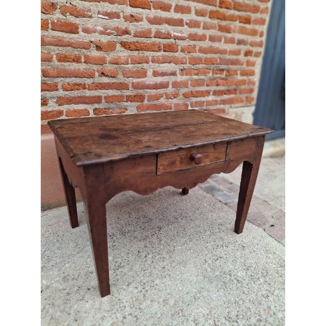 Rustic Louis XV Coffee Table in Walnut, 1700s For Sale - Image 4 of 7