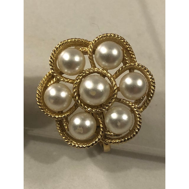 1950s 1950s Crown Trifari Pearl Cluster Clip on Earrings, Pair For Sale - Image 5 of 9