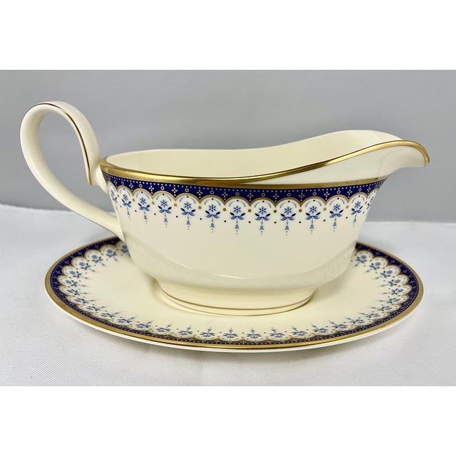Ceramic 1981 Minton Neoclassical Style "Consort" Dinner Service - 52 pcs For Sale - Image 7 of 18
