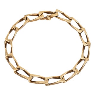 1970s Square Curb Link Bracelet 8.5" 14k Yellow Gold Textured Estate Fine Jewelry For Sale