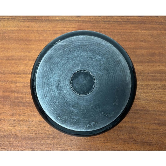 Mid-Century Modern Black Enamel Cast Iron Pot with Teak Handle by Timo Sarpaneva for Rosenlew of Finland, 1960s For Sale - Image 14 of 18