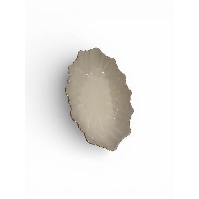 Art Deco 1970s Lenox Symphony 24k Gold Trim Oval Scallop Footed Serving Bowl For Sale - Image 3 of 6