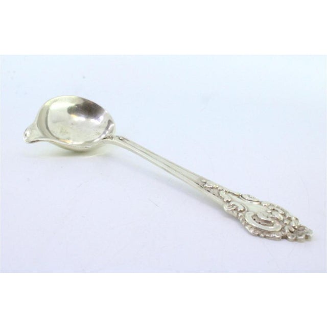 Silver Sauce Spoon with Reliefs and Grooves For Sale - Image 5 of 7