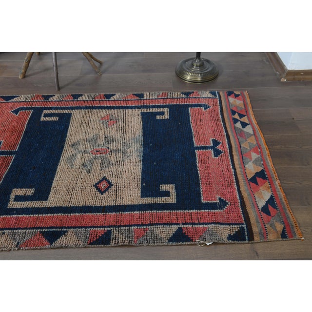 1970s Turkish Oushak Handmade Wool Cotton Pink Runner Rug For Sale - Image 4 of 11