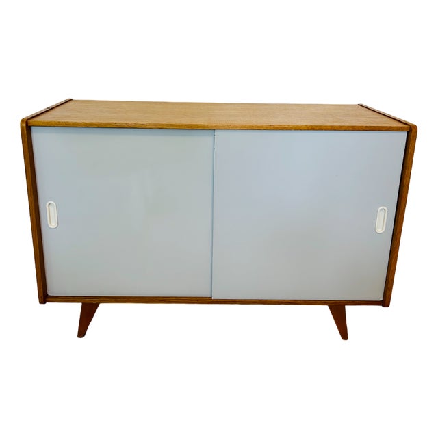 Vintage Model U-452 Sideboard by Jiří Jiroutek, 1950s For Sale