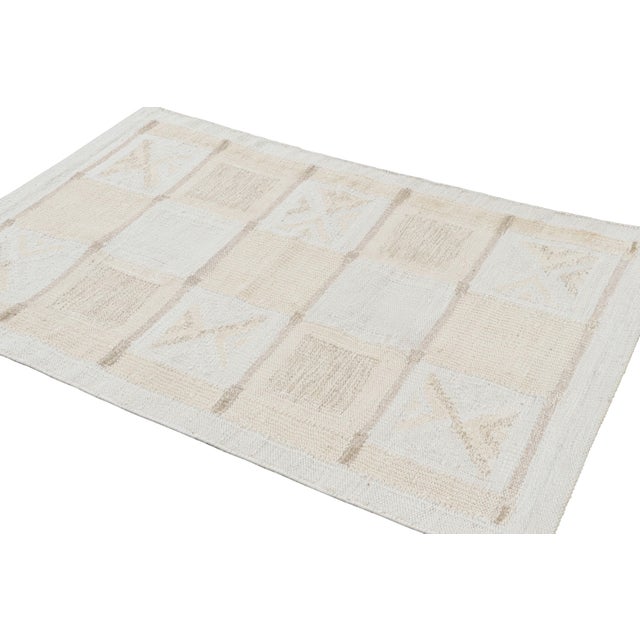 Rug & Kilim Rug & Kilim’s Scandinavian Style Rug in Cream White Beige With Geometric Pattern For Sale - Image 4 of 7