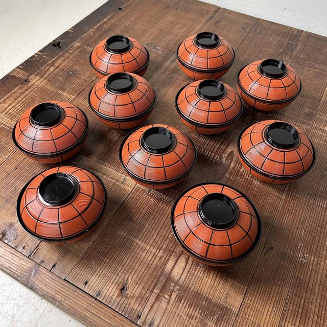 Mid-Century Modern Lacquered Wooden Nuri Owan Serving Bowls, Japan, 1970s, Set of 10 For Sale - Image 3 of 18