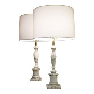 1960s Large Matched Pair Neo Classic Hollywood Regency Modern Carrara Marble Tuscan Column Style Table Lamps For Sale