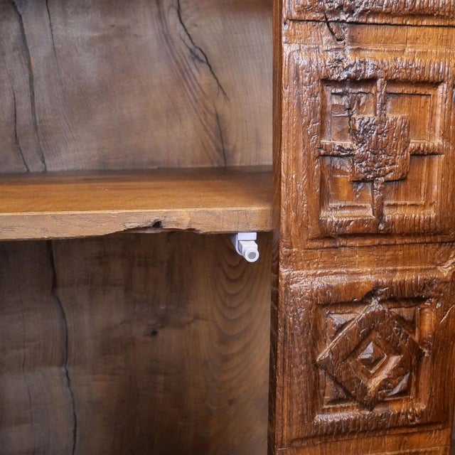 Brown Spanish Sideboard with Diamond Points, 1700s For Sale - Image 8 of 12