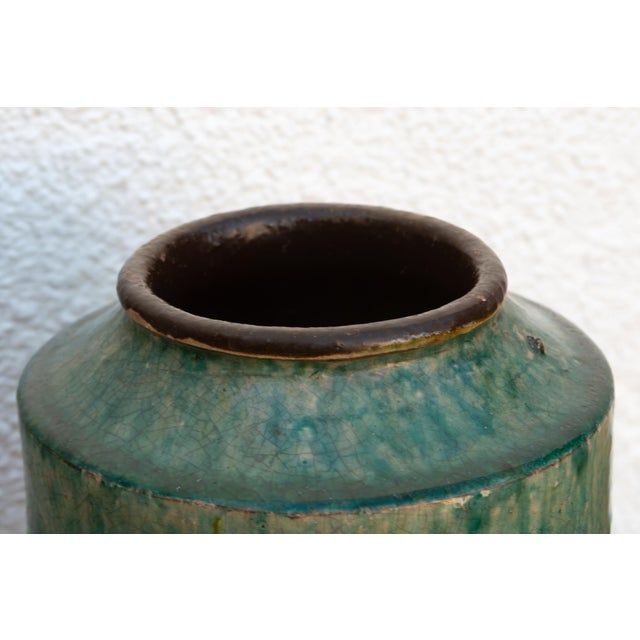 Emerald Green & Black Glaze Pot For Sale - Image 4 of 10