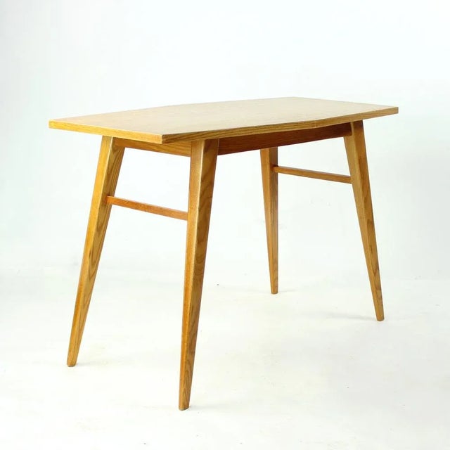 Mid-Century Coffee Table in Oak from from Tatra, Former Czechoslovakia, 1960s For Sale - Image 6 of 11
