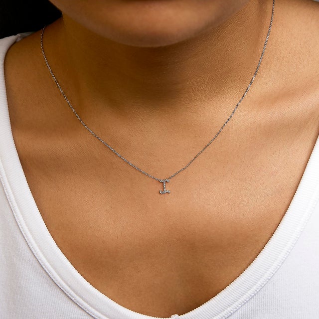 10K White Gold Diamond Accent "I" Initial Script Style Pendant Necklace For Sale - Image 4 of 5