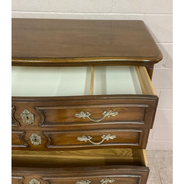 Mid-Century Thomasville French Provincial Tallboy Chest of Drawers For Sale - Image 10 of 11