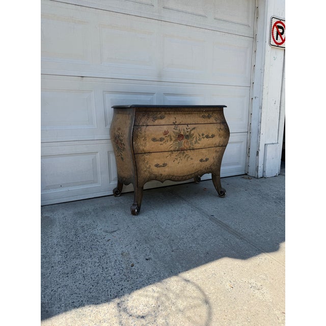 French Vintage Louis XV Style Floral Painted Bombe Chest of Drawers With Black Top For Sale - Image 3 of 12